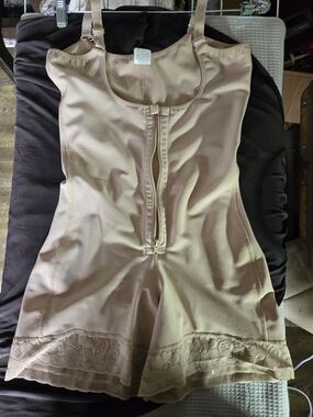 Nude Lace-Hem Full Body Shapewear Bodysuit with Front Zipper